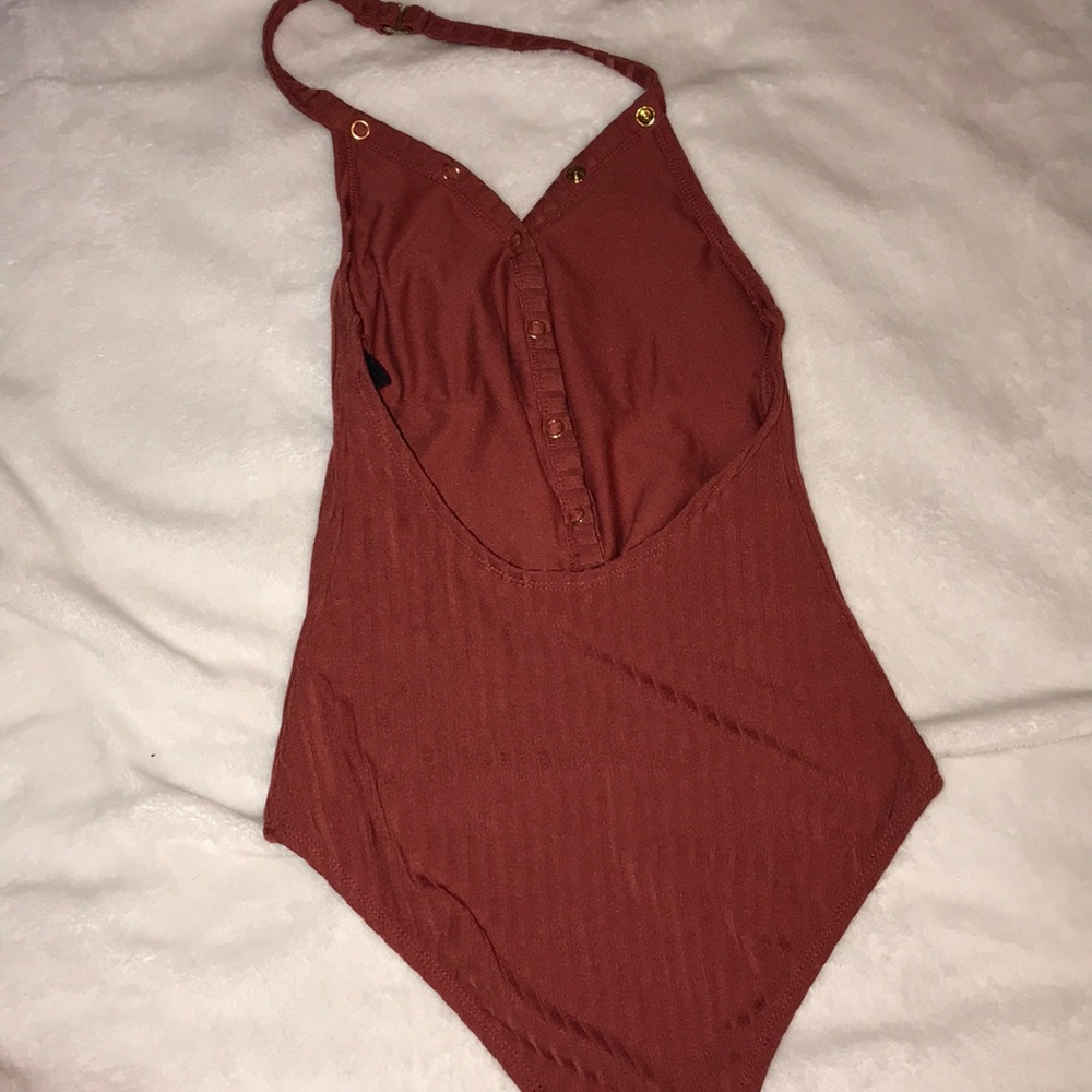 one piece - Picture 2 of 3